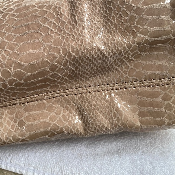 Michael Kors Beautiful Pink & Gold Python Tote - Picture 12 of 14